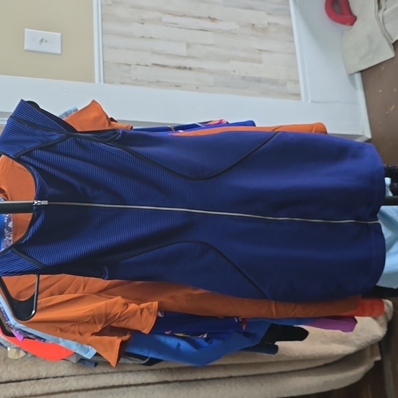 Express - Picture 3 of 3